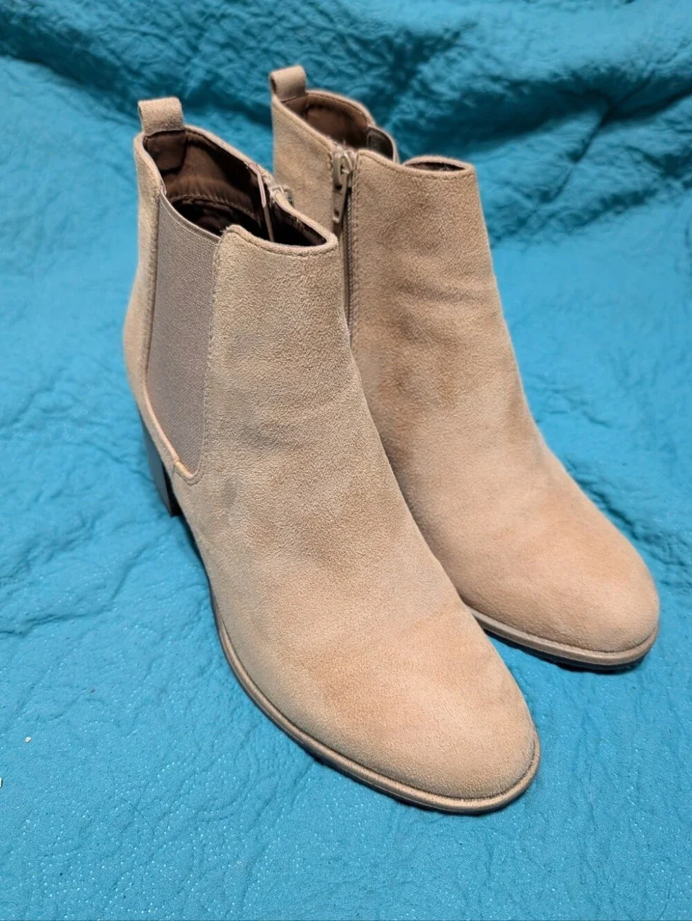 White Mountain soft taupe